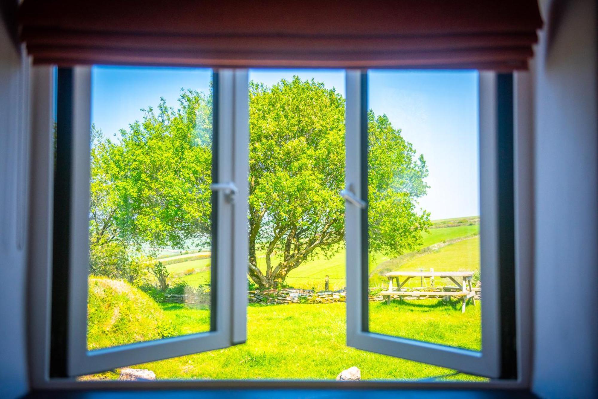 Polrunny Farm Seaberry Cottage With A Sea View And Log Burner Boscastle Dış mekan fotoğraf